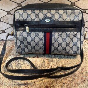 VINTAGE - GUCCI/Blue Web GG Crossbody Bag w Dust Bag (Accessory Collection)